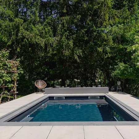 Adventure With Pool And Big Garden Daire *