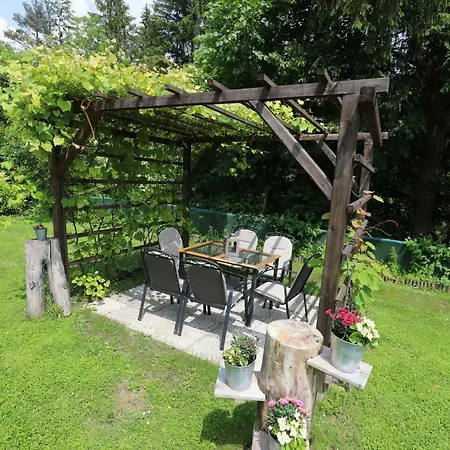 Appartement Adventure With Pool And Big Garden Bled